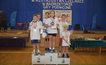 II MISTRZOSTWA CZELADZI W BADMINTONIE  W GRACH PODWÓJNYCH
