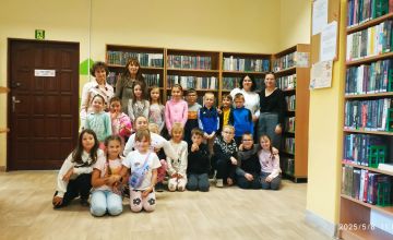 WIZYTA UCZNIÓW KLASY 1 B 
W FILII NR 1 MIEJSKIEJ BIBLIOTEKI PUBLICZNEJ W CZELADZI
