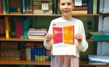 WYRÓŻNIENIE dla AMELII BAŁAZY z klasy 2a
 za projekt okładki ulubionej książki
