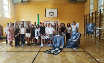 NARODOWE CZYTANIE W SP2.
Czytaliśmy fraszki Jana Kochanowskiego.
