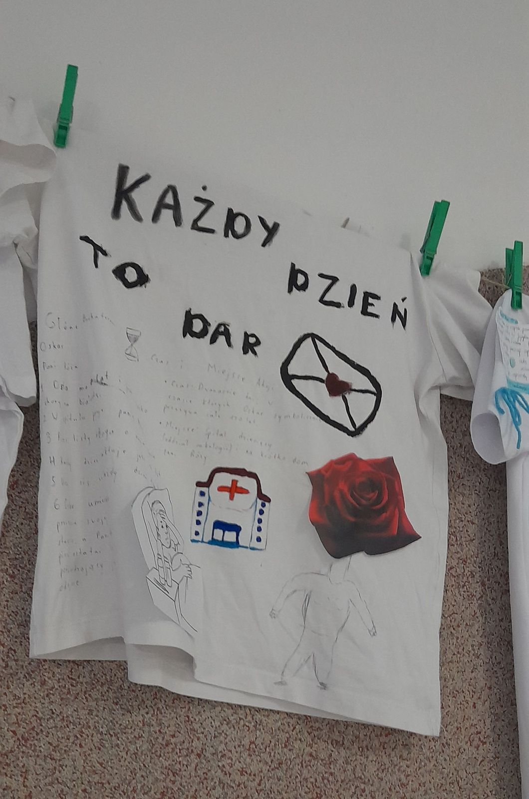 "Lektura na wieszaku"