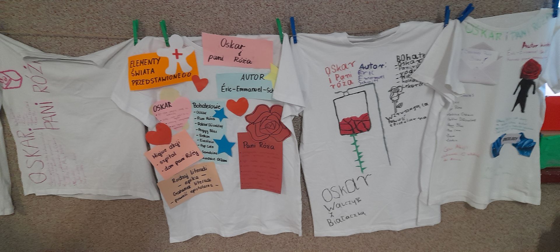 "Lektura na wieszaku"