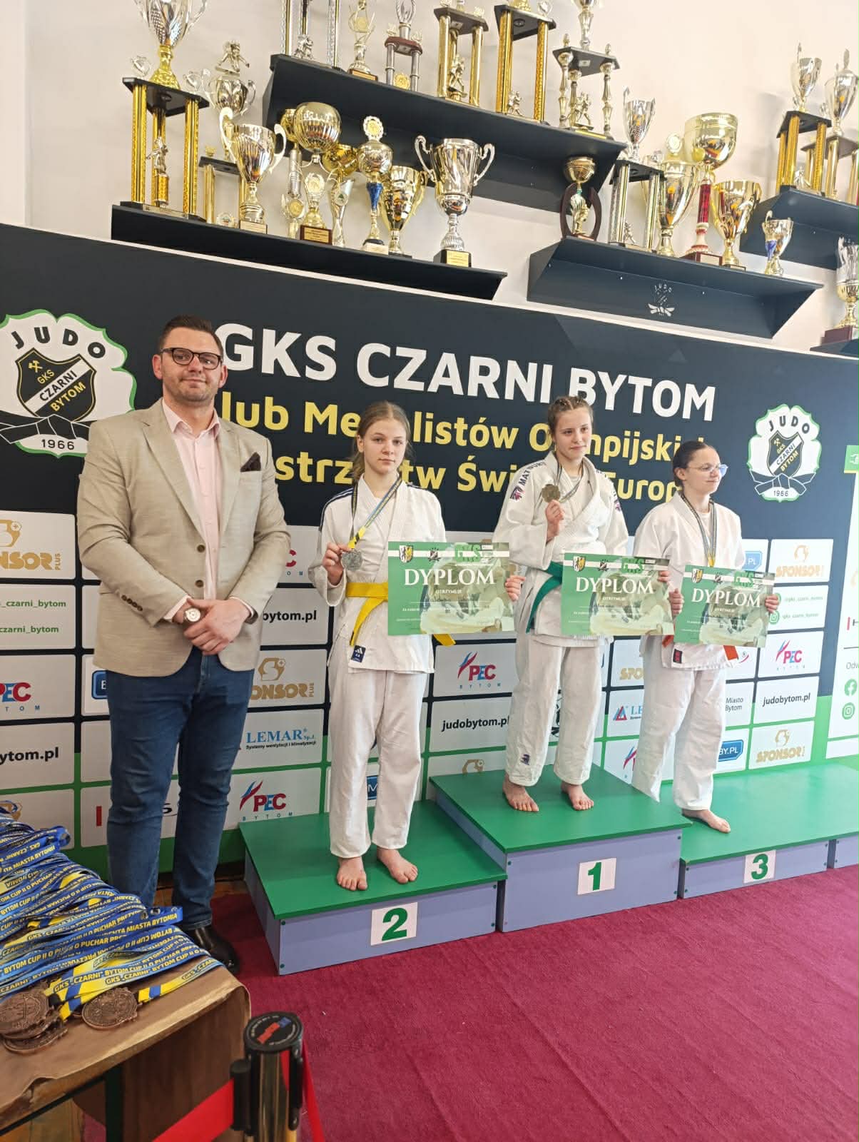 Kolejny sukces uczennic 7b