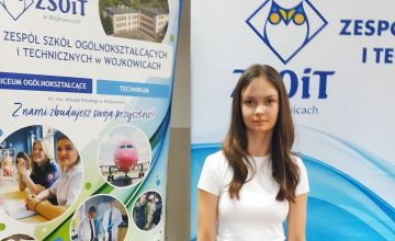 WYRÓŻNIENIE dla PAULINY W.
w Powiatowym Konkursie „Czytam, więc jestem”
